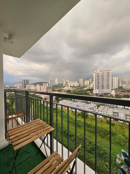 Cozy Kl Setapak 2r2b 1cp, Pool, Smarttv, Wifi, Malaysian Only Kuala Lumpur